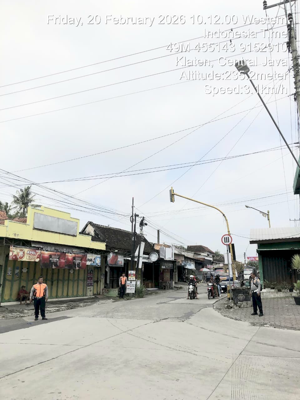 Respons Cepat Aduan Warga Kemalang, Dishub Tertibkan Truk Tronton di Jalan Kelas III