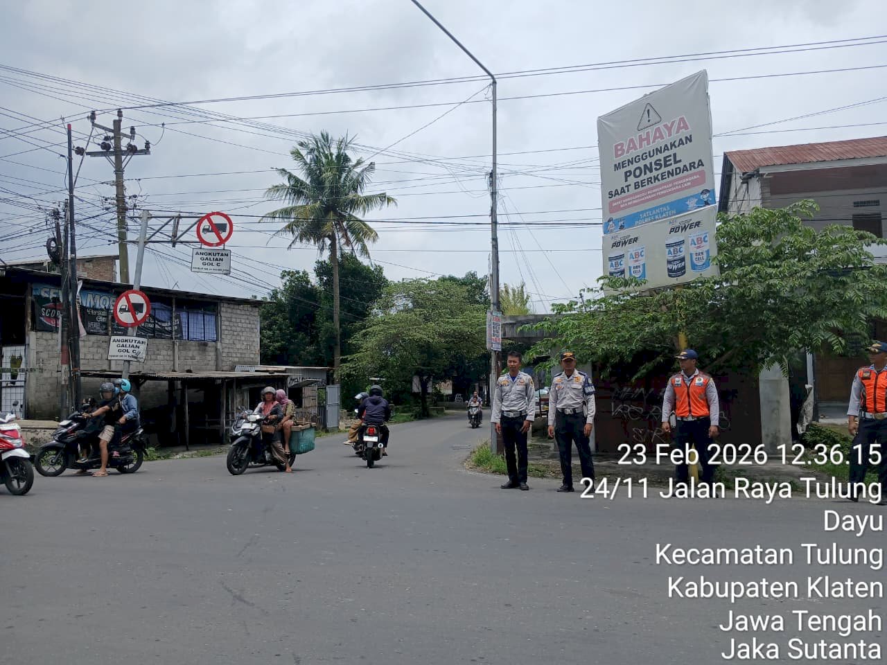 Warga WA, Dishub Gerak! 3 Truk Galian C Kena Peringatan Tertulis di Jalur Tulung-Cokro-Janti-Sidoharjo