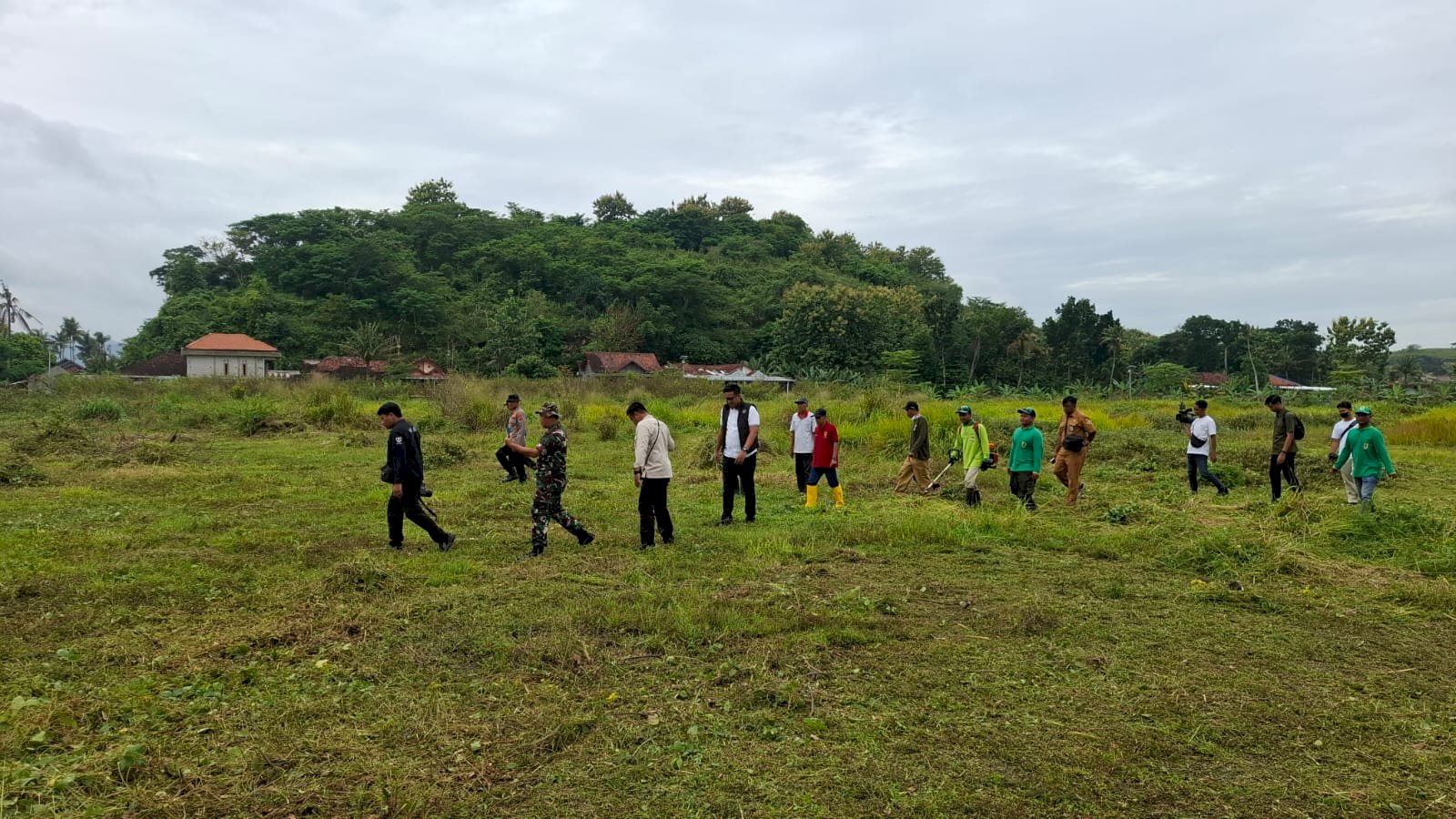 Dishub Klaten Ikut Grebeg Sampah Bareng Gubernur Jateng di Rowo Jombor, Bukti Nyata Gerakan Jateng ASRI!