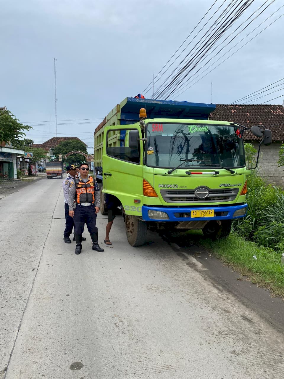 7 Tronton Kena Peringatan Tegas! Dishub Klaten Kembali Sapu Bersih Armada Bandel di Jalur Ngupit-Gayamprit