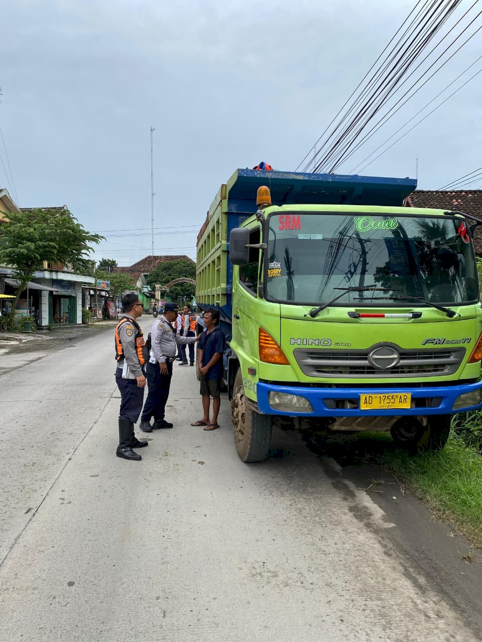 7 Tronton Kena Peringatan Tegas! Dishub Klaten Kembali Sapu Bersih Armada Bandel di Jalur Ngupit-Gayamprit
