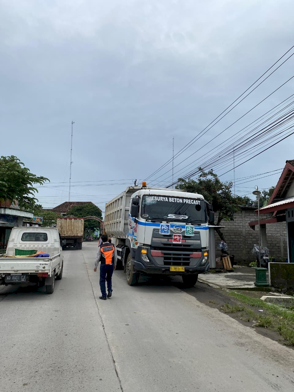 7 Tronton Kena Peringatan Tegas! Dishub Klaten Kembali Sapu Bersih Armada Bandel di Jalur Ngupit-Gayamprit