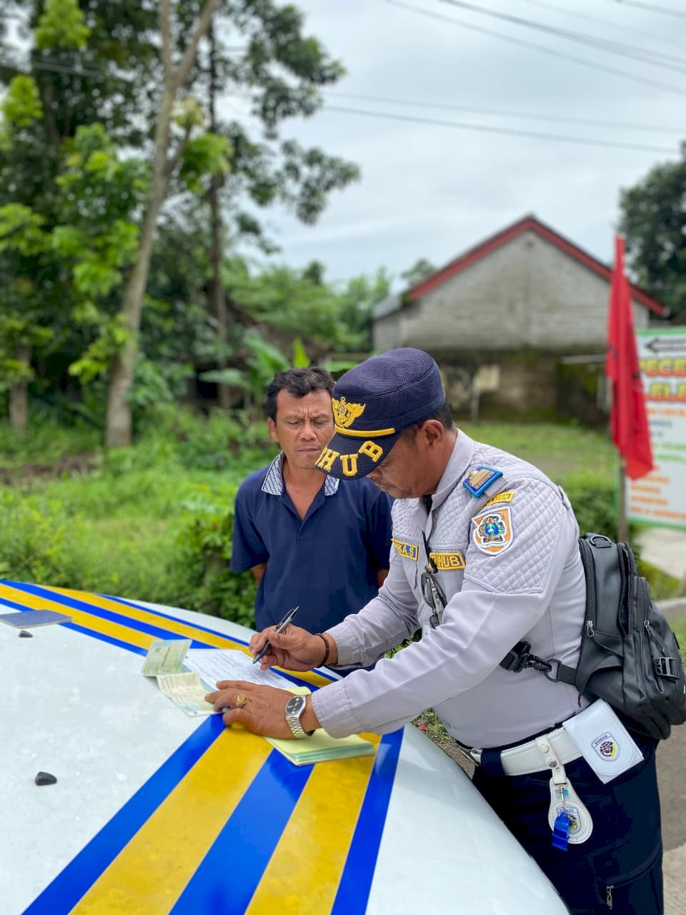 7 Tronton Kena Peringatan Tegas! Dishub Klaten Kembali Sapu Bersih Armada Bandel di Jalur Ngupit-Gayamprit