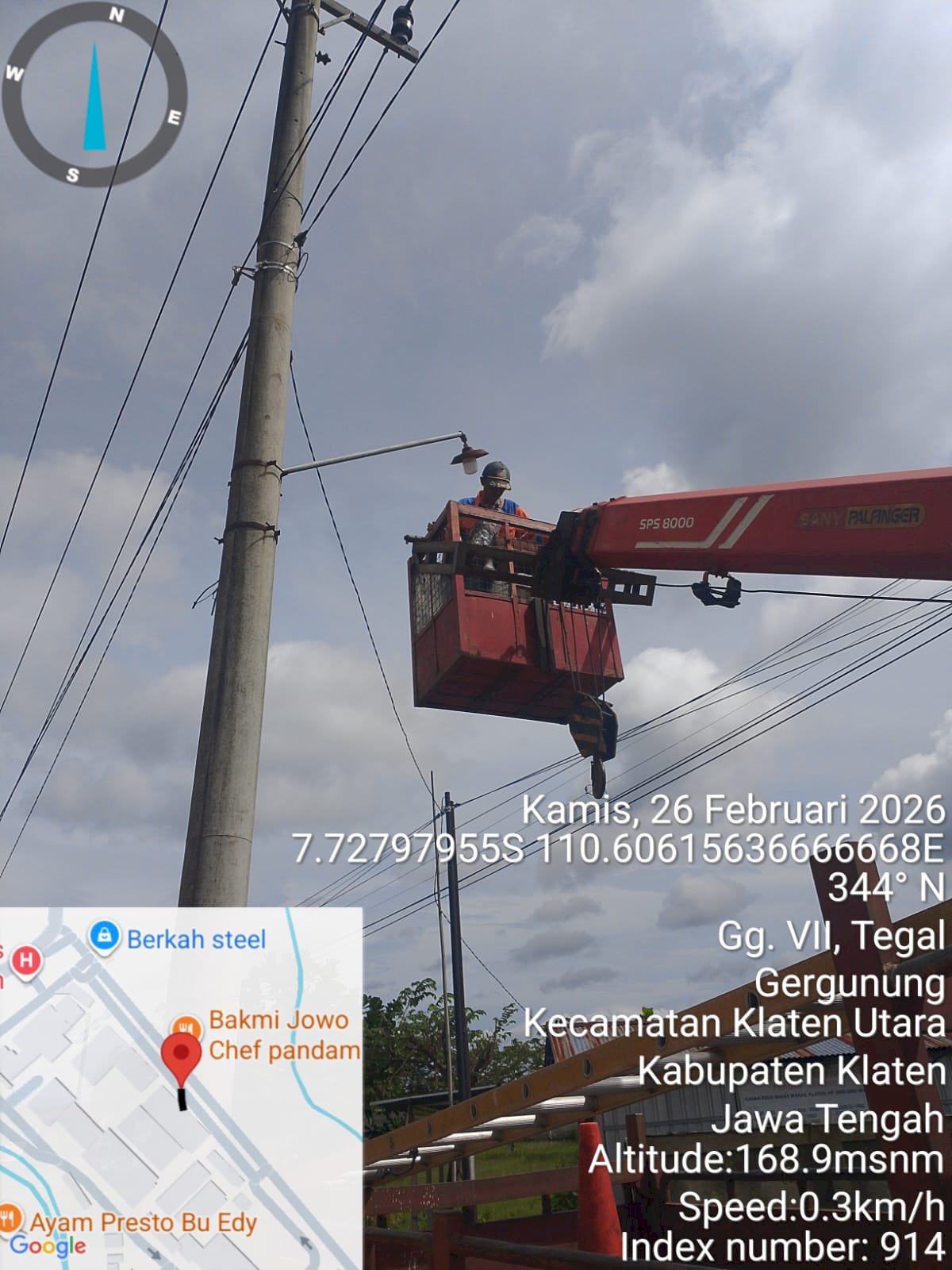 PJU Samping Bagas Waras Padam? Tim PJU Dishub Klaten Langsung Ganti Fitting dan Lampu!