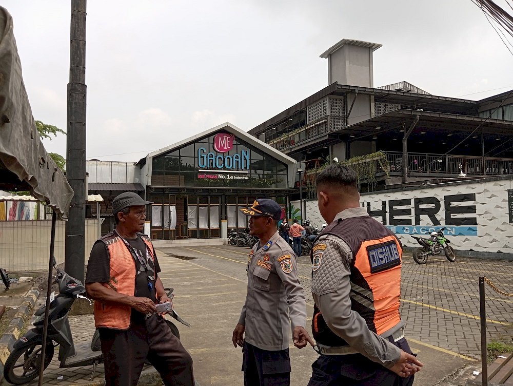 Tiga Aduan Parkir Satu Solusi - Dishub Klaten Tindak Lanjuti Laporan Warga Soal Mie Gacoan, Oma Opa, dan SSB Hj Hesti