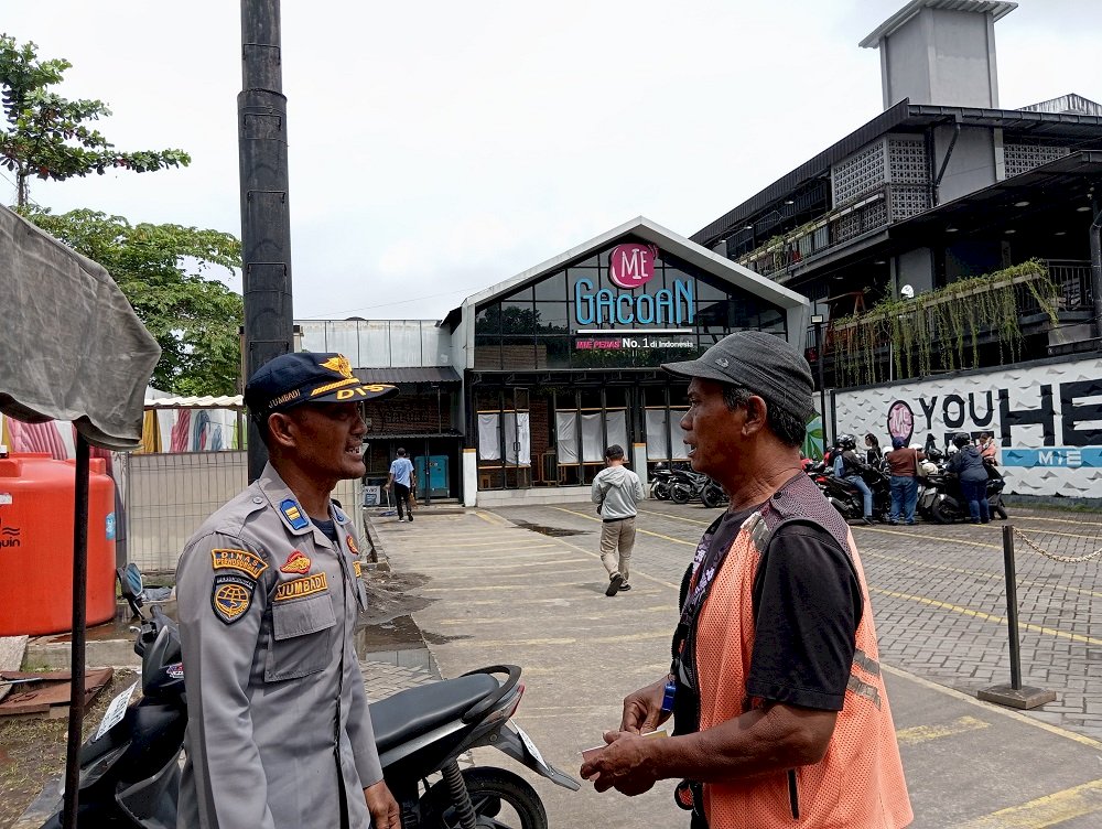 Tiga Aduan Parkir Satu Solusi - Dishub Klaten Tindak Lanjuti Laporan Warga Soal Mie Gacoan, Oma Opa, dan SSB Hj Hesti
