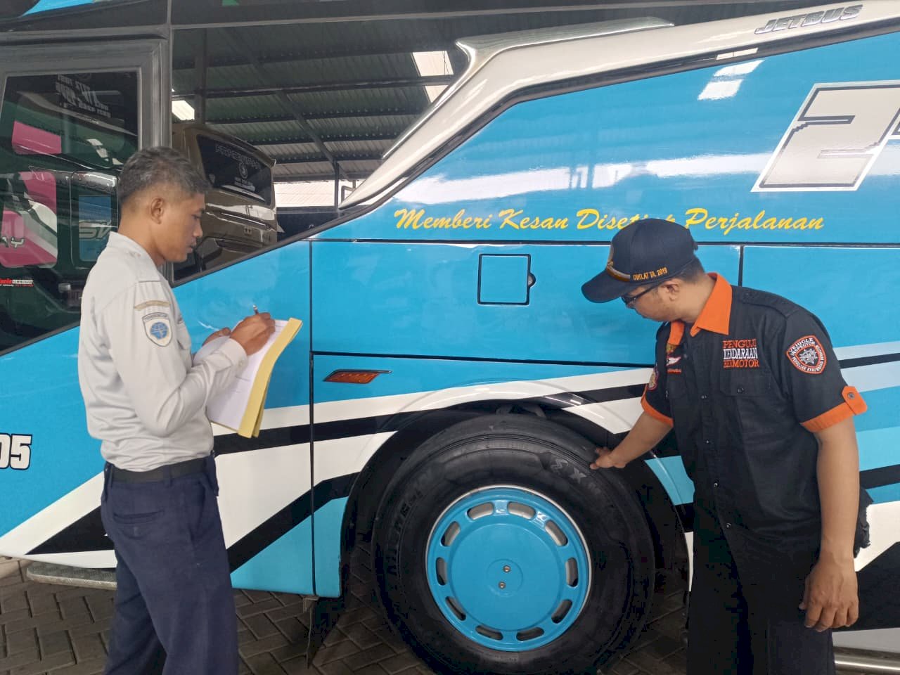 Lebaran Tinggal 17 Hari! Dishub Klaten Geruduk Pool Bus 27 Transway, Dika Trans dan Master Trans untuk Ramp Check