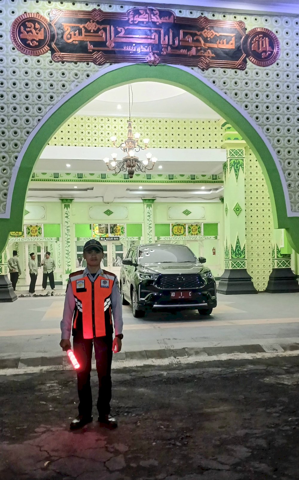 Tarling Kelima di Masjid Raya Klaten Lancar! 13 Personel Dishub Kawal Lalin dan Parkir VIP