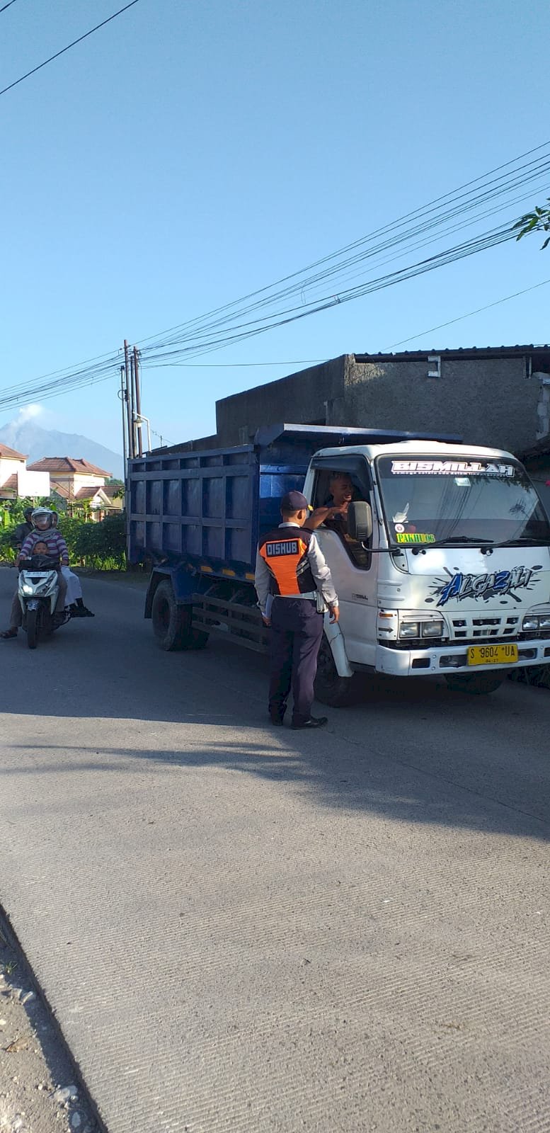 Dishub Klaten Kandangkan 7 Truk Galian C, Jaga Keselamatan Pemudik Lebaran 2026