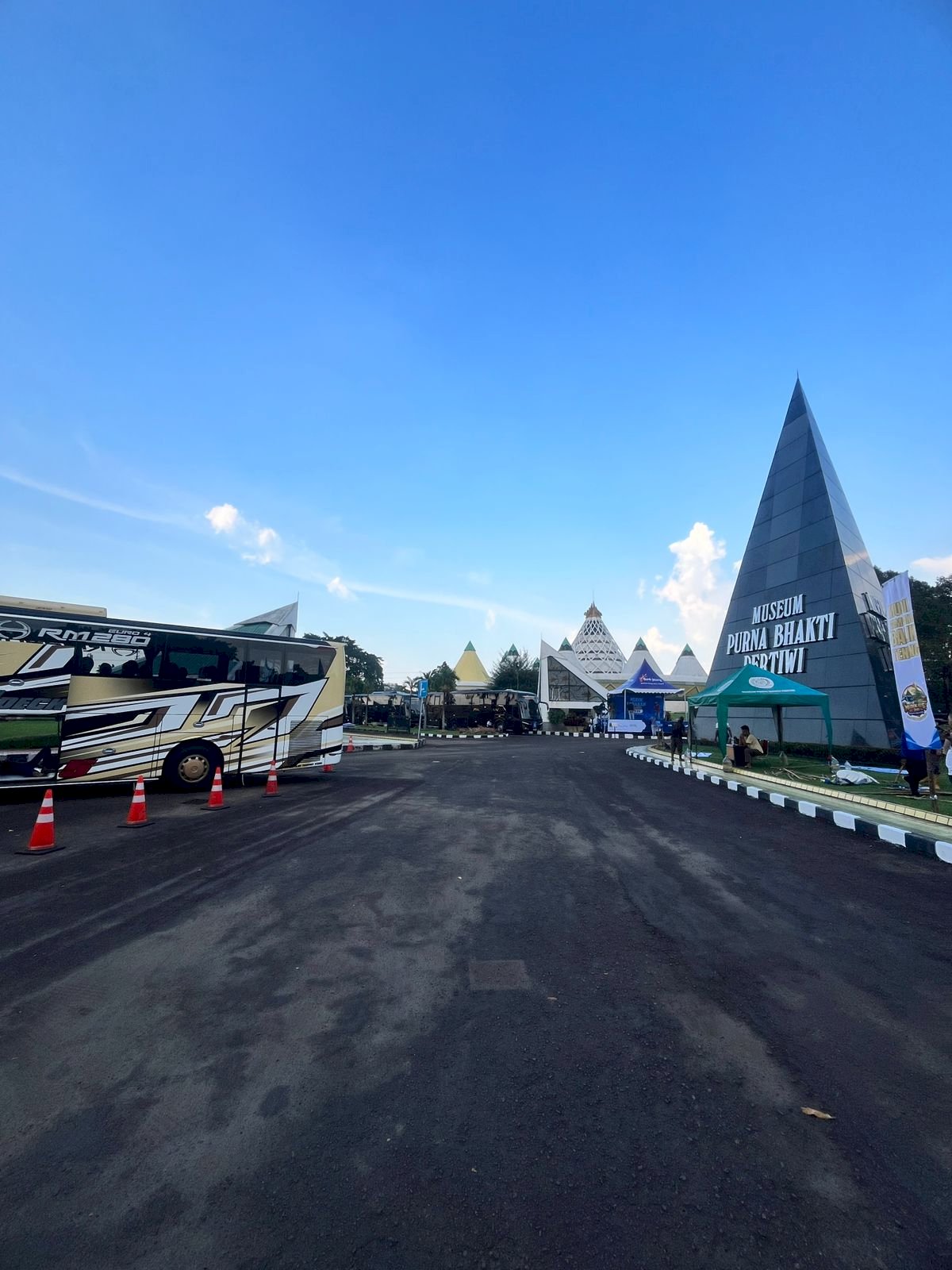 #berteMUDIKlaten! 11 Bus Diberangkatkan dari Klaten, Siap Jemput Ratusan Perantau di TMII Jakarta