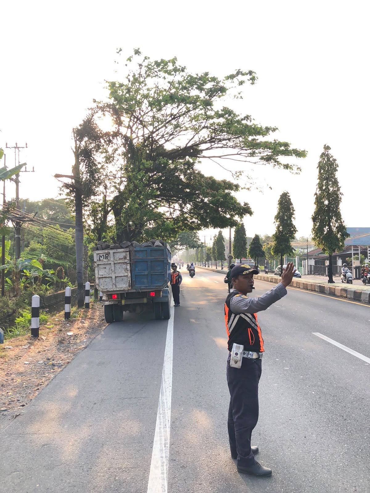 8 Truk Galian Distop Dishub Klaten Pagi Ini