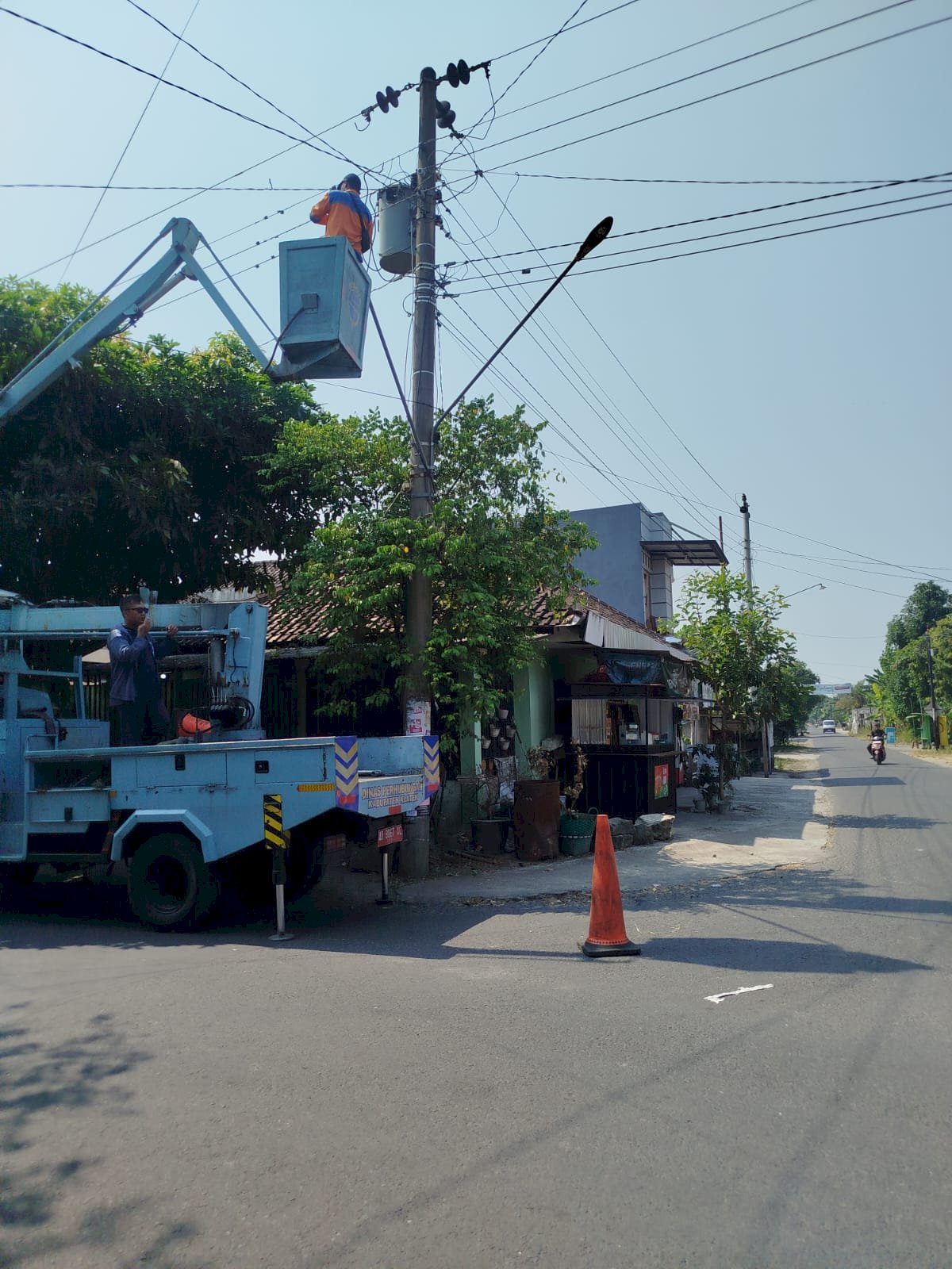 Dua Titik di Trucuk Rasakan Efek Ganti Lampu LED