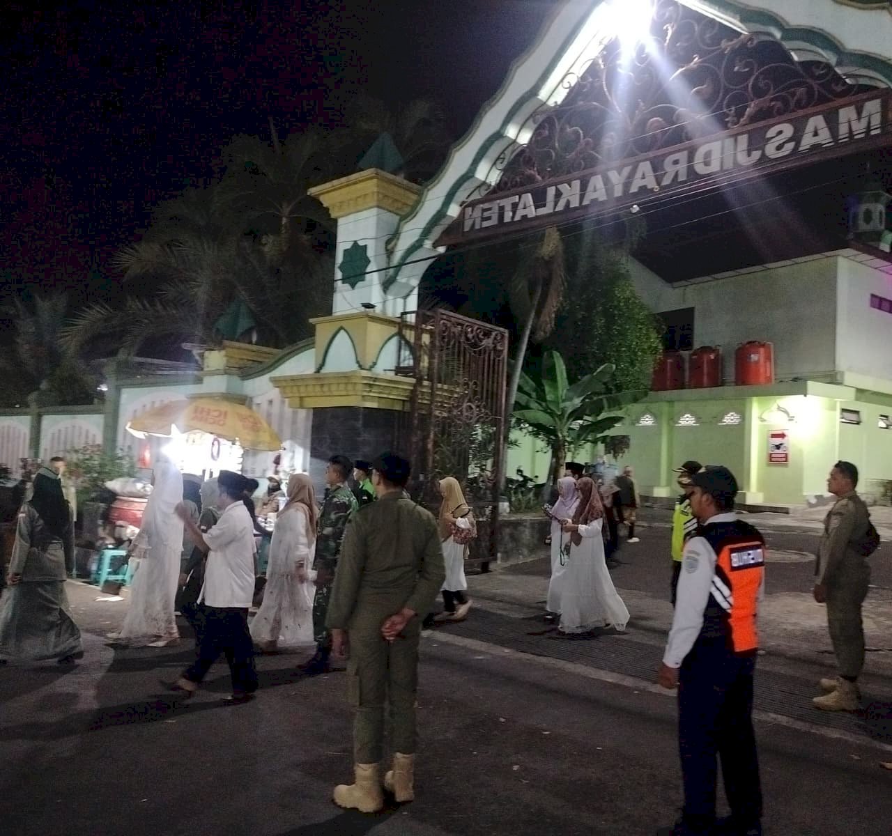 Lautan Manusia di Alun-Alun, Dishub Sukses Kawal Sholawat