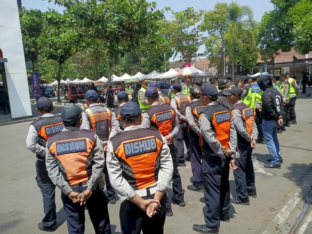 Tiga Dai Kondang Kumpul di Klaten, Lautan Manusia Padati GOR Gelarsena!