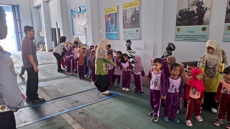 Serbuan Bocah TK Ubah Wajah Kaku Dishub Klaten