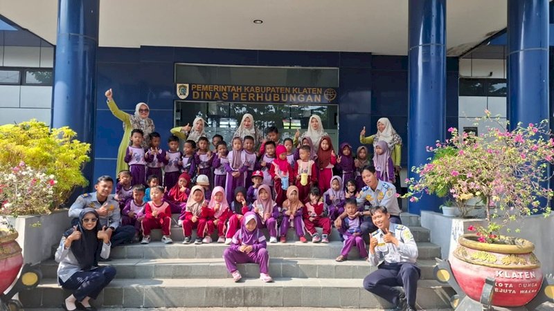 Serbuan Bocah TK Ubah Wajah Kaku Dishub Klaten