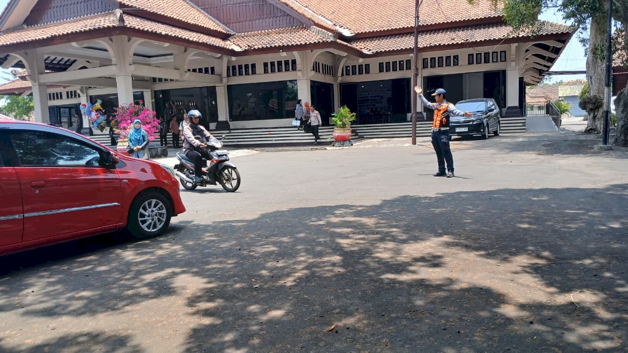 Lalin RSPD Klaten Mulus Saat Bahas Darurat Anarkisme Remaja
