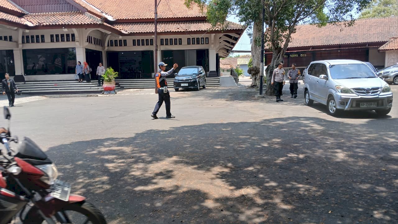 Lalin RSPD Klaten Mulus Saat Bahas Darurat Anarkisme Remaja